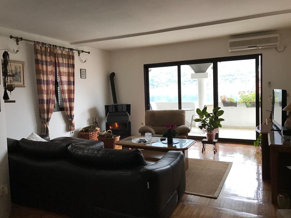 Apartment Jovana Kotor Exteriér fotografie